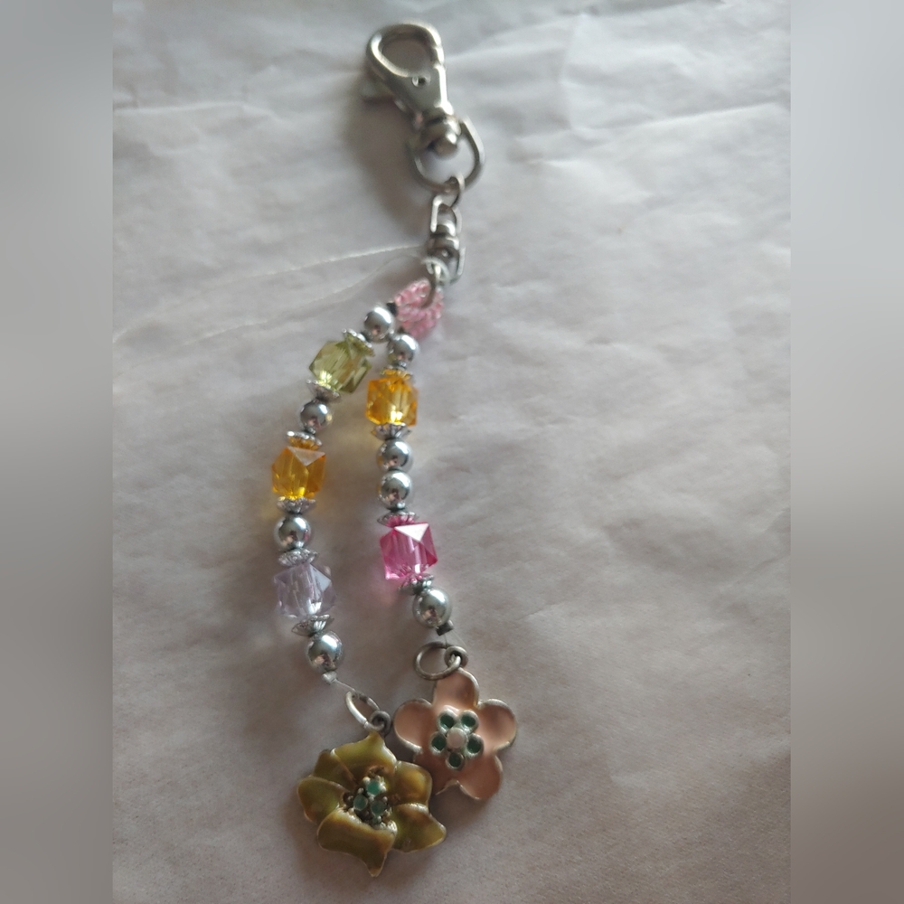 BOGO FRRE! HANDMADE Colorful Floral Purse Dangle - Picture 3 of 4